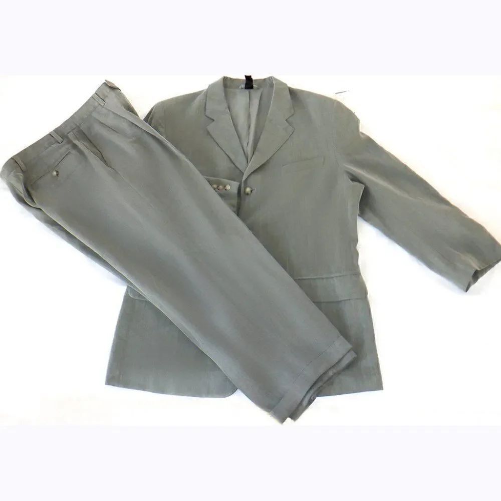 Liz Claiborne gray pants suit Size 30/34